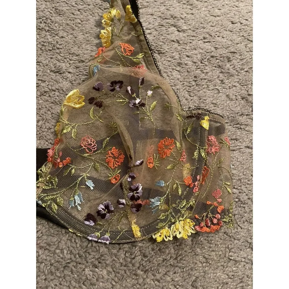 Victorias Secret DREAM ANGELS Unlined Plunge‎ Bra Embroidered Mesh 38B Floral